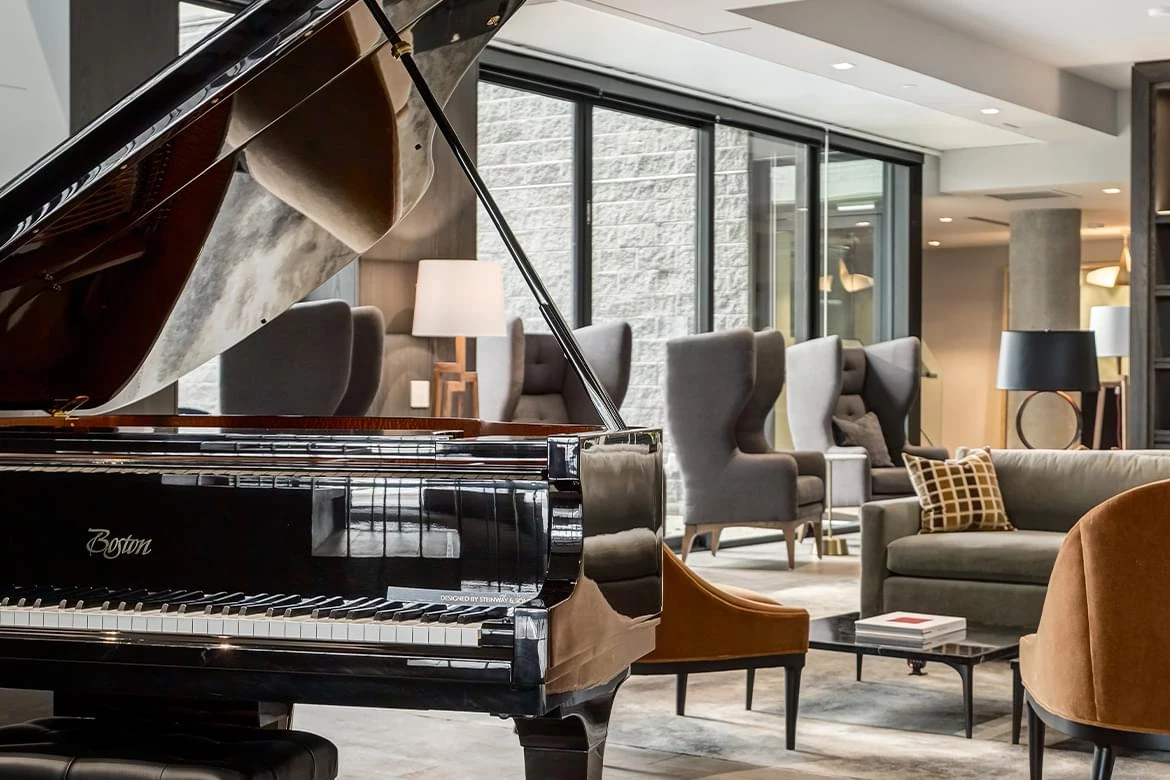 Elegant lobby lounge and piano bar